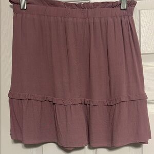 Flirty Mauve Pink Mini Skirt by Wishlist in Large 28” Elastic Waist band EUC
